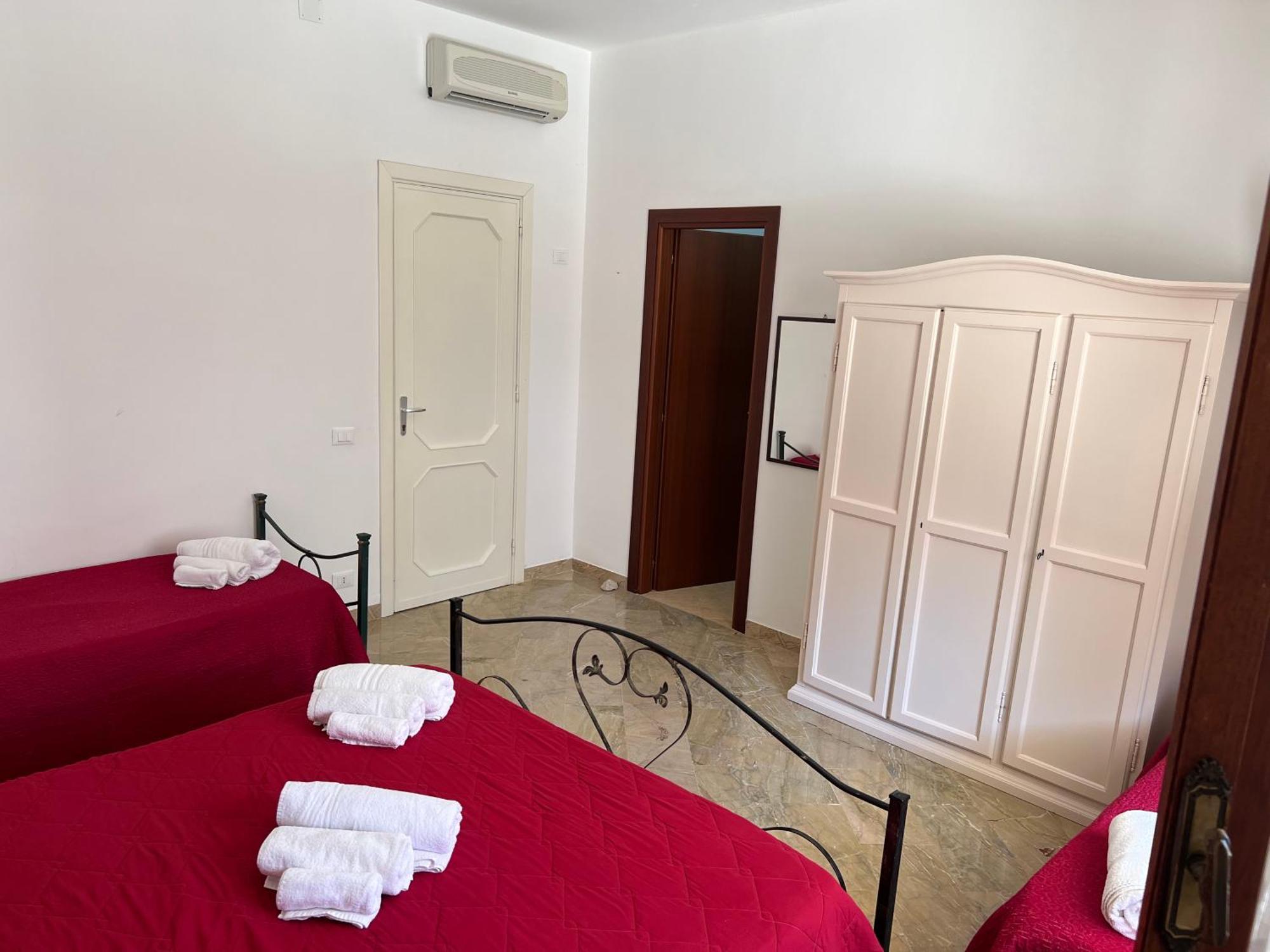 Villa Dolce Vita Rooms Кастеллуццо Екстер'єр фото